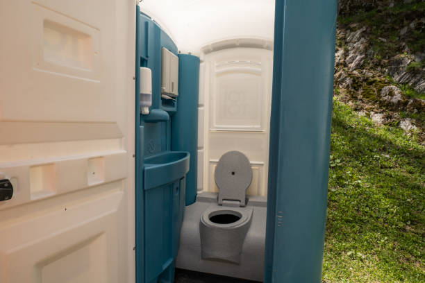 Best Portable Restroom Servicing (Cleaning and Restocking)  in Wink, TX